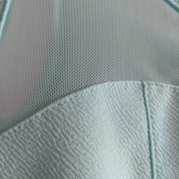 Cropped tank top - Picture 3 of 4